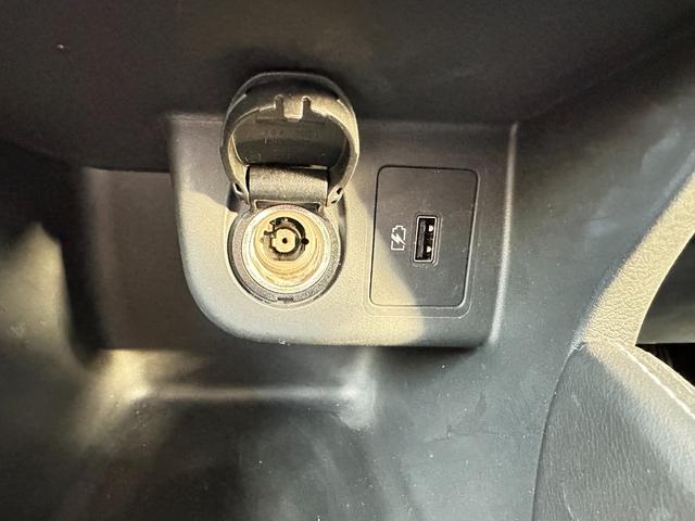 キックス Ｘ　純正９ｉｎメモリーナビＴＶ　アラウンドビューカメラ　プロパイロット　デジタルインナーミラー　ドラレコ　ハーフレザー　前席シートヒーター　パドルシフト　ＬＥＤヘッドライト　ＬＥＤフォグライト　ＥＴＣ（35枚目）