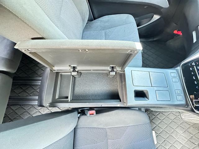 エスティマハイブリッド アエラス　純正メモリーナビ　フルセグＴＶ　バックカメラ　両側パワースライドドア　パワーバックドア　ＬＥＤヘッドライト　ＬＥＤフォグ　ドライブレコーダー　トヨタセーフティーセンス　プッシュスタート　スマートキー（38枚目）