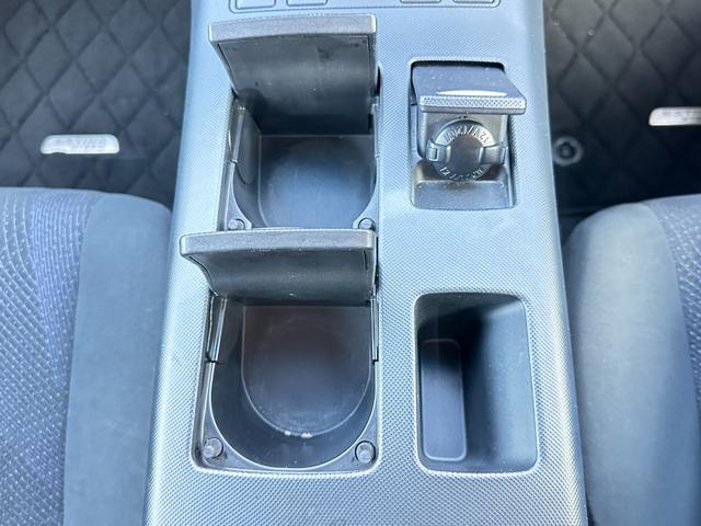 エスティマハイブリッド アエラス　純正メモリーナビ　フルセグＴＶ　バックカメラ　両側パワースライドドア　パワーバックドア　ＬＥＤヘッドライト　ＬＥＤフォグ　ドライブレコーダー　トヨタセーフティーセンス　プッシュスタート　スマートキー（43枚目）