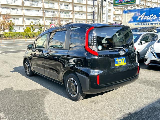 TOYOTA SIENTA Z