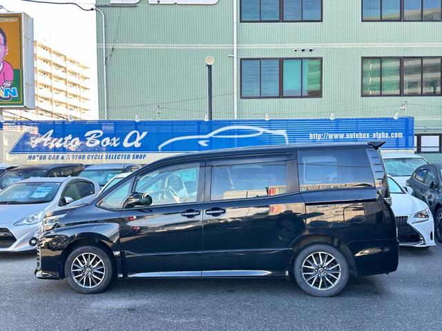 ヴォクシー ＺＳ　アルパイン９ｉｎメモリーナビ　フルセグＴＶ　アルパインフリップダウンモニター　両側パワースライド　車椅子仕様車（スロープタイプ）　ＬＥＤヘッドライト　フォグライト　ＴＲＣ　ＥＴＣ　アイドリングストップ（10枚目）