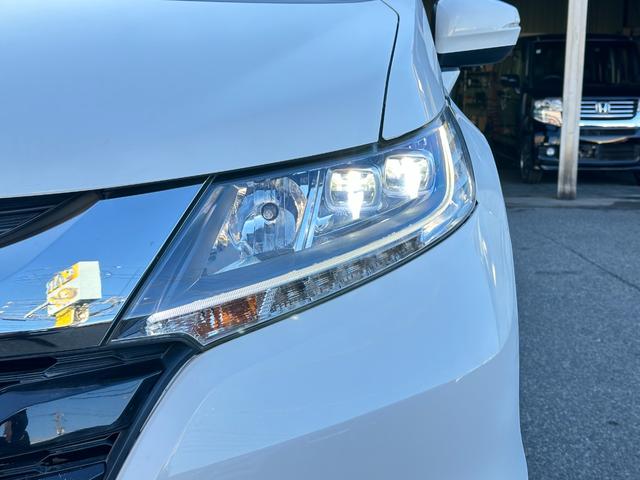 オデッセイ アブソルート・２０ｔｈアニバーサリー　あんしんパッケージ　純正８ｉｎメモリーナビＴＶ　バックカメラ　後席ＦＤモニター　両側パワースライド　前後ドラレコ　ＬＥＤライト　フォグ　ハーフレザーパワーシート　クルーズＣ　ＣＴＢＡ　ＴＲＣ　ＥＴＣ（15枚目）