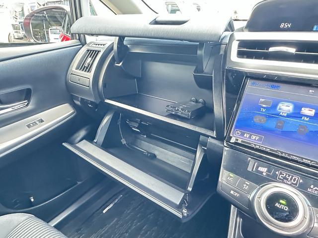 プリウスアルファ Ｓツーリングセレクション　イクリプス９ｉｎメモリーナビＴＶ　バックカメラ　ＬＥＤライト　ＬＥＤフォグ　社外１７ｉｎアルミ　クリアランスソナー　ドラレコ　ステアリングスイッチ　プッシュスタート　スマートキー　ＴＲＣ　ＥＴＣ（47枚目）