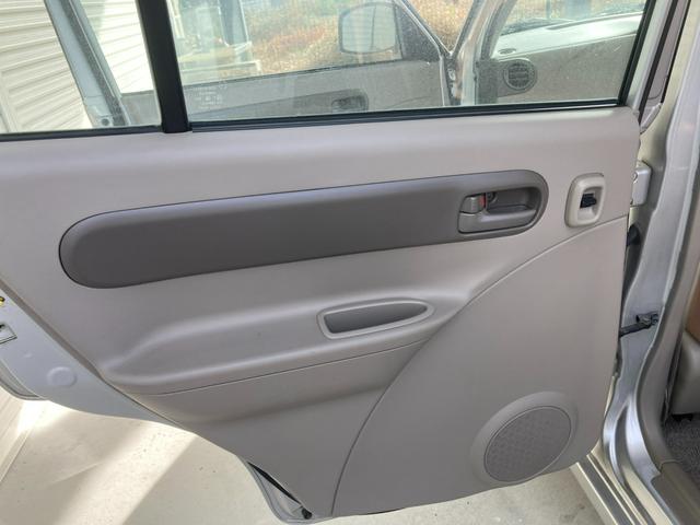 アルト スズキ 禁煙 ａｌｔｏ５ドア誕生３０年記念特別仕様車 ａｔオートマ ５ナンバー軽自動車ハッチ キーレスエントリー エンジンオイル交換済 ５４馬力水冷直列３気筒ｄｏｈｃ１２バルブ 防犯セキュリティ 室内清掃済 ２０１９年タイヤ 禁煙車の中古車詳細 中古車