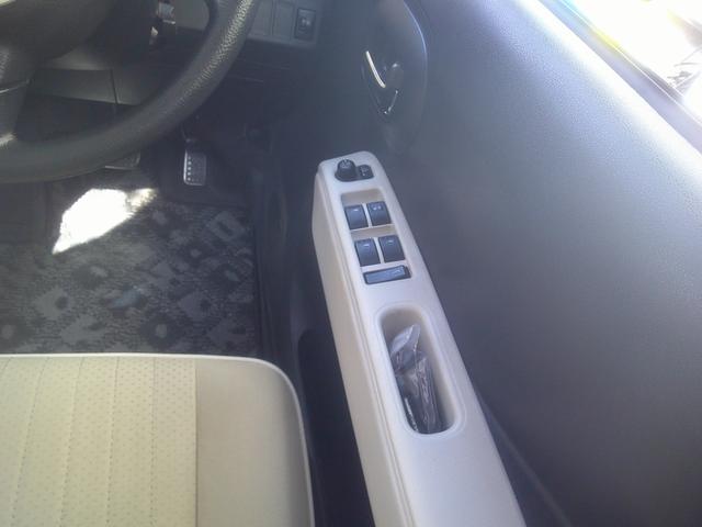 ミラココア 禁煙 COCOAプラスX バックモニターETC車載器ナビTV スマートキー ルーフレール フォグランプ 防犯セキュリティ 両側バニティーミラー装備 KFタイミングチェーン水冷直列3気筒DOHC12バルブ 2023年タイヤ 禁煙車(24枚目)