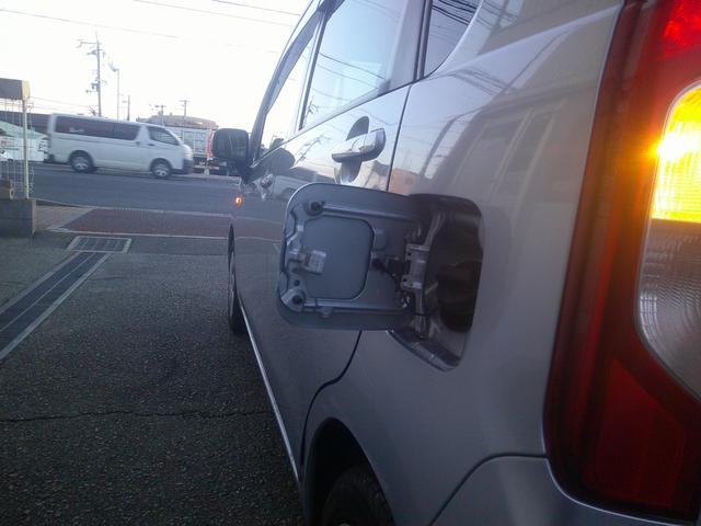 ムーヴ 禁煙ＬＳＡスマートアシスト　衝突回避支援　後期モデル　キーレス　ＷエアバッグＡＢＳ　第２世代ＫＦエンジン水冷直列３気筒ＤＯＨＣ１２バルブ　　ＪＣ０８モード燃費２９．０ｋｍ／リットル　令和７年５月８日ダイハツ１２ヶ月点検済　禁煙車（68枚目）