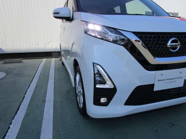 ハイウェイスター X プロパイロットエディション 衝突被害軽減ブレーキ 踏み間違い防止アシスト 9インチナビ アラウンドビューモニター ETC SOSコール 試乗車UP(18枚目)