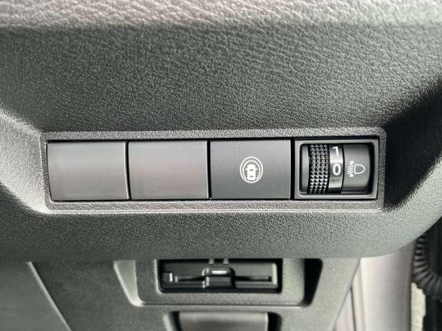 ノート 1.2 X 当社元試乗車 ナビ HDMI Bluetooth ETC リアカメラ 衝突被害軽減ブレ-キ ETC付 禁煙車 LEDヘッドライト レーンアシスト インテリジェントキー ワンオーナー ドラレコ アイドリングストップ 整備記録簿 盗難防止システム ワンセグTV(15枚目)