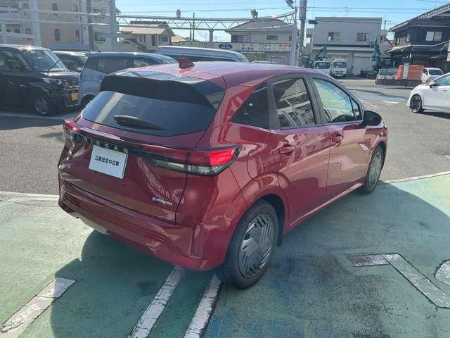 ノート 　当社元試乗車　ナビ　ＥＴＣ２．０　プロパイロット　アップルカープレイ　アダプティブＬＥＤヘッドライト　ＨＤＭＩ　アラウンドビューモニター　ブラインドスポットモニター（2枚目）