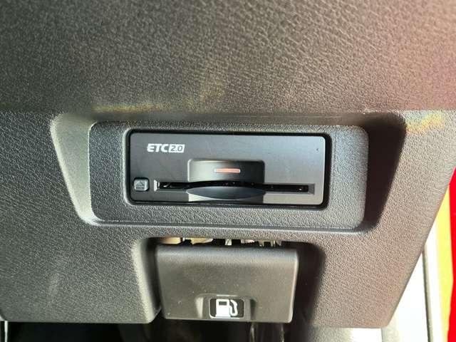 ノート 　当社元試乗車　ナビ　ＥＴＣ２．０　プロパイロット　アップルカープレイ　アダプティブＬＥＤヘッドライト　ＨＤＭＩ　アラウンドビューモニター　ブラインドスポットモニター（14枚目）