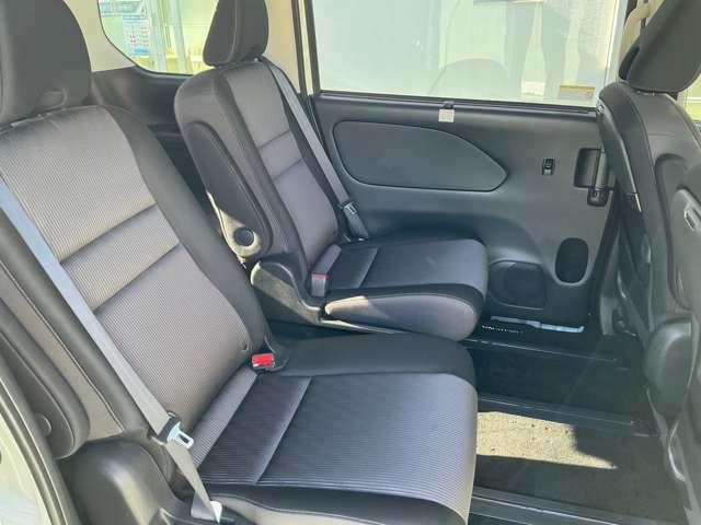 セレナ e-パワー ハイウェイスターV ワンオーナー ナビ シートヒーター ハンドルヒーター プロパイロット アラウンドビューモニター ブラインドスポットモニター 前後ドラレコ ハンズフリースライドドア(20枚目)