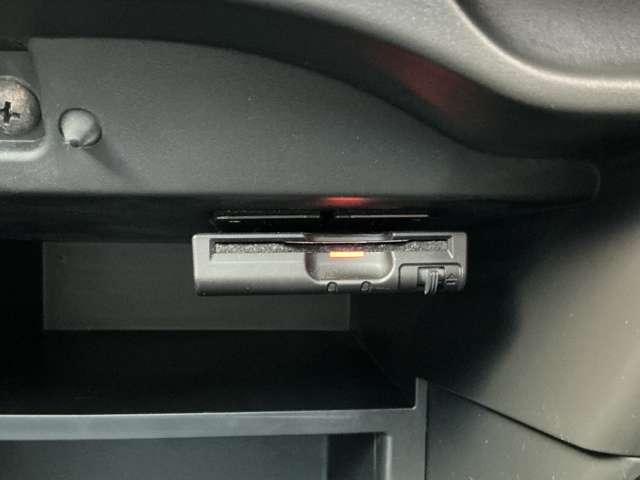 ノート Ｘ　シーギア　ワンオーナー　ナビ　ＥＴＣ　ＬＥＤヘッドライト　アラウンドビューモニター　Ｂｌｕｅｔｏｏｔｈ　ドラレコ　衝突被害軽減ブレーキ　踏み間違い防止アシスト（10枚目）