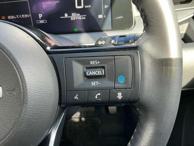 ノート １．２　Ｘ　ワンオーナー　コネクトナビ　リアカメラ　衝突被害軽減ブレ－キ　全方位カメラ　ＥＴＣ付　ＬＥＤヘッドライト　レーダークルーズ　レーンアシスト　インテリジェントキー　ワンオーナー　ドラレコ　アイドリングストップ　整備記録簿　ＴＶナビ（13枚目）