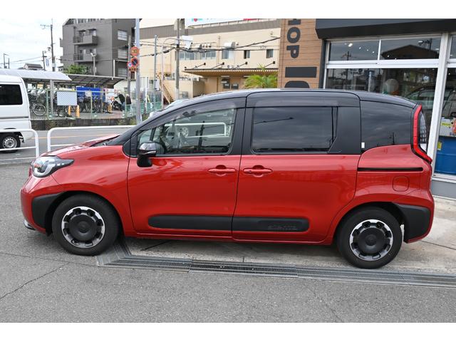 シエンタ Ｚ　１０．５インチ純正ナビ　パノラミックビューモニター　ＢＳＭ　ＡＣＣ　ＰＣＳ　両側パワースライドドア　７人乗り　ＥＴＣ　純正前後ドライブレコーダー（25枚目）