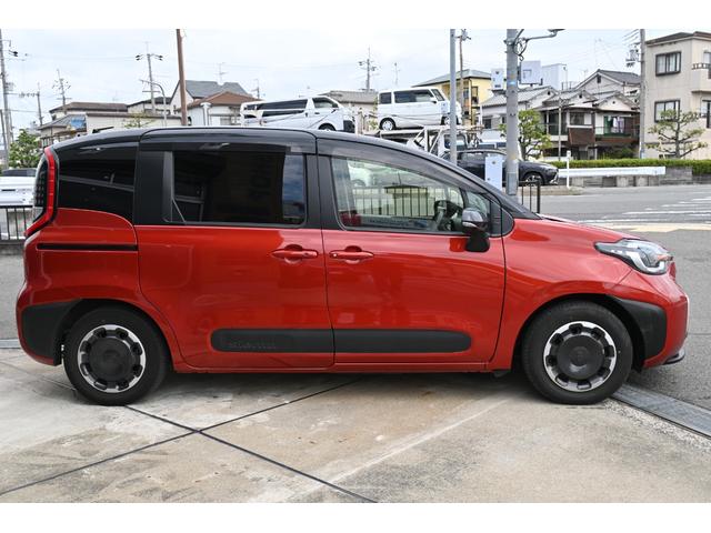 シエンタ Ｚ　１０．５インチ純正ナビ　パノラミックビューモニター　ＢＳＭ　ＡＣＣ　ＰＣＳ　両側パワースライドドア　７人乗り　ＥＴＣ　純正前後ドライブレコーダー（36枚目）