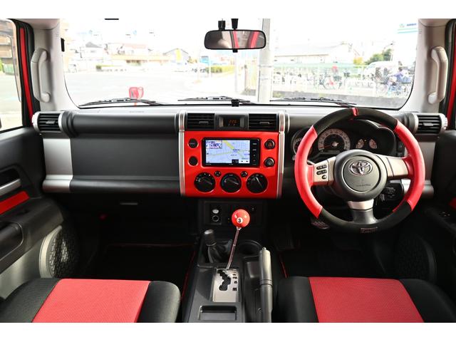 FJクルーザー レッドカラーパッケージ 新品16インチアルミホイール フルセグナビ 前後ドラレコナビ連動 バックカメラ USバンパー フォグランプ BFGタイヤ フロントリフトアップ(9枚目)