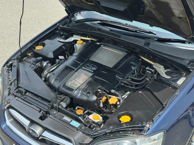 レガシィＢ４ ２．０ＧＴスペックＢ　／５ＭＴ／ＥＪ２０／ターボ／タイミングベルト交換済／柿本改マフラー／１８ＡＷ／ＢＩＬＳＴＥＩＮ／ＫＥＮＷＯＯＤフルセグナビ／Ｂｌｕｅｔｏｏｔｈ／ＤＶＤ再生／ディスチャージ／ＭＯＭＯステアリング／ＥＴＣ（36枚目）