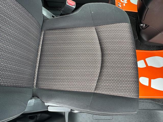セレナ ハイウェイスター　Ｓ－ハイブリッド　／２６後期／後席モニターフルセグ／Ｂｌｕｅｔｏｏｔｈ／ＤＶＤ再生／バックカメラ／両側電動スライド／インテリジェントキー／キセノンヘッドライト／ＥＴＣ（70枚目）