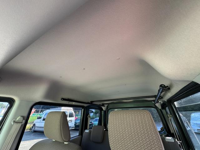 エブリイ ジョインターボ　／ターボ／禁煙車／衝突防止／車線逸脱防止／リフトＵＰ／フロントリアショートバンパー／ＸＴＲＥＭＥ－Ｊ　１４ＡＷ／ＡＴタイヤ／ＬＥＤリアウインカー／組立式トランクラックセット／８インチナビ／フルセグ（70枚目）
