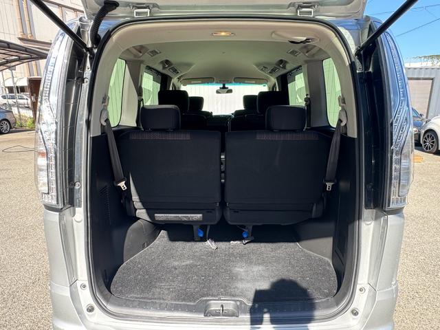 セレナ ハイウェイスター S-ハイブリッド /26後期/両側電動スライド/車線逸脱防止/横滑り防止/アイドリングストップ/後席エアコン/クルコン/オートライト/フルセグ/Bluetooth/CD/DVD/Bカメラ/インテリキ―/16AW/(66枚目)