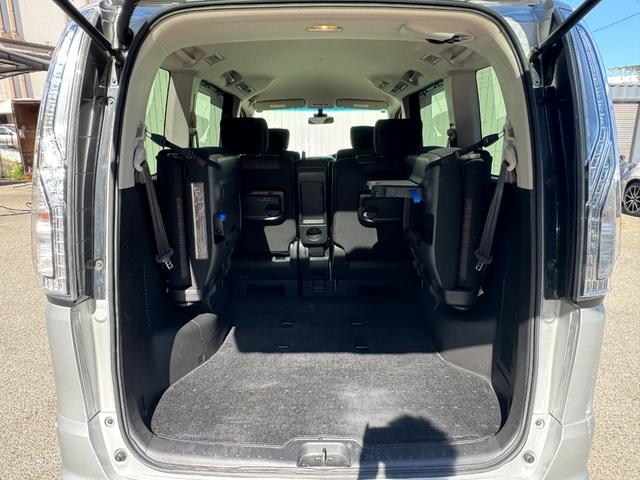 セレナ ハイウェイスター S-ハイブリッド /26後期/両側電動スライド/車線逸脱防止/横滑り防止/アイドリングストップ/後席エアコン/クルコン/オートライト/フルセグ/Bluetooth/CD/DVD/Bカメラ/インテリキ―/16AW/(67枚目)