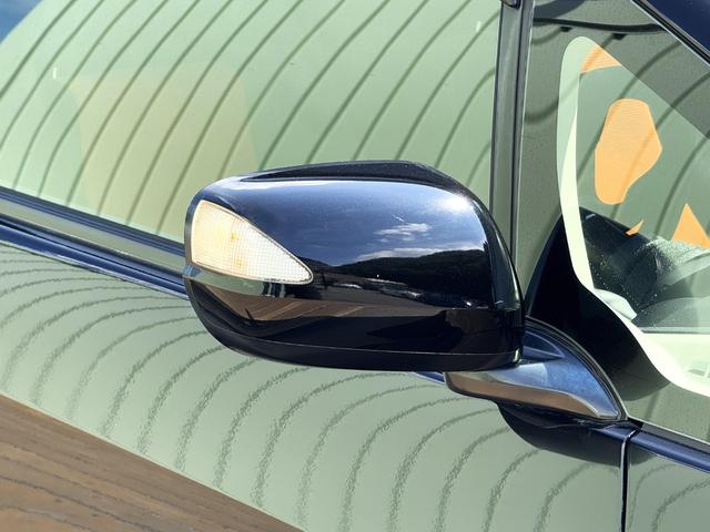 フィット RS /後期/6MT/APEXIマフラー/16AW/ローダウン/無限ステアリング/カーボン調シート/リアスポイラー/TV/Bluetooth/CD/AUX/オートライト/オートAC/ETC/キーレスエントリ(27枚目)