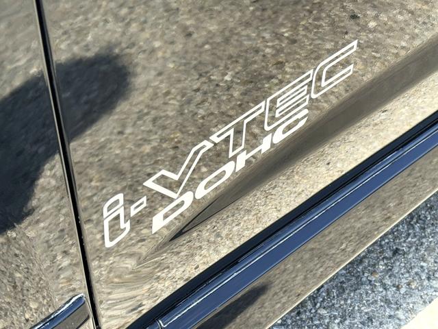 フィット RS /後期/6MT/APEXIマフラー/16AW/ローダウン/無限ステアリング/カーボン調シート/リアスポイラー/TV/Bluetooth/CD/AUX/オートライト/オートAC/ETC/キーレスエントリ(30枚目)