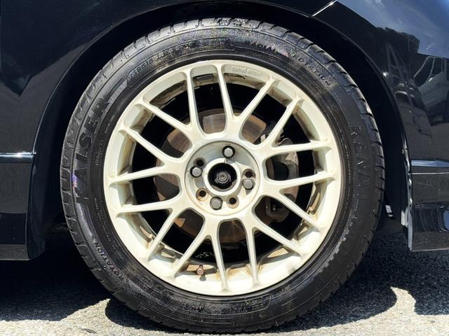 フィット RS /後期/6MT/APEXIマフラー/16AW/ローダウン/無限ステアリング/カーボン調シート/リアスポイラー/TV/Bluetooth/CD/AUX/オートライト/オートAC/ETC/キーレスエントリ(37枚目)