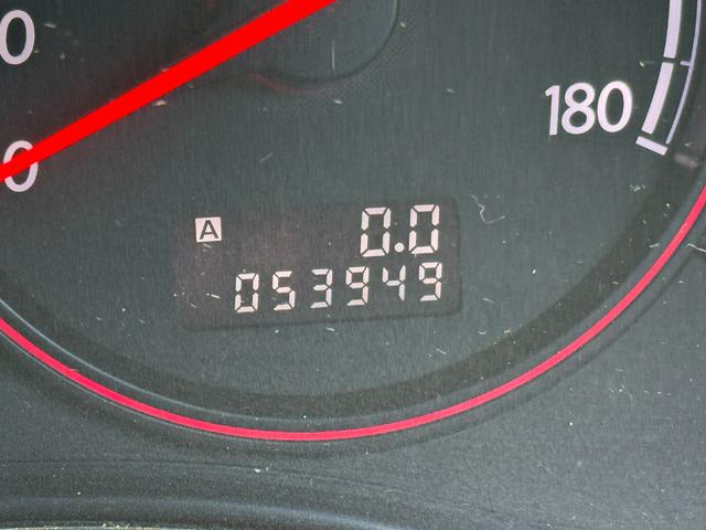 レガシィB4 2.0GT /5MT/spec B18AW/水平対向/HIDヘッドライト/キーレスエントリー/パワーシート/革巻きMOMOステアリング/記録簿8枚有/(5枚目)