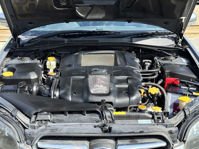 レガシィB4 2.0GT /5MT/spec B18AW/水平対向/HIDヘッドライト/キーレスエントリー/パワーシート/革巻きMOMOステアリング/記録簿8枚有/(8枚目)