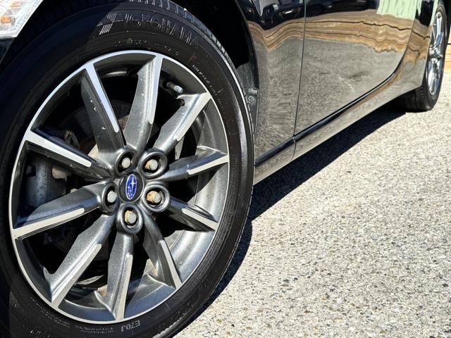 BRZ R /6MT/記録簿/16インチホイール/フルセグ/Bluetooth/キーレスエントリー/エアコン/ETC/(4枚目)