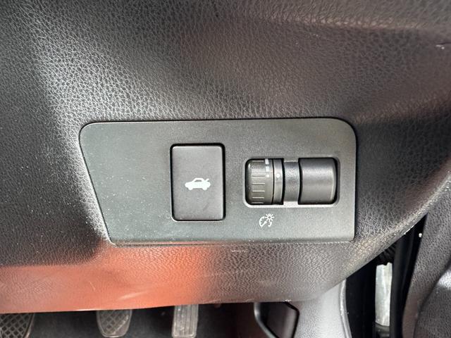 BRZ R /6MT/記録簿/16インチホイール/フルセグ/Bluetooth/キーレスエントリー/エアコン/ETC/(56枚目)