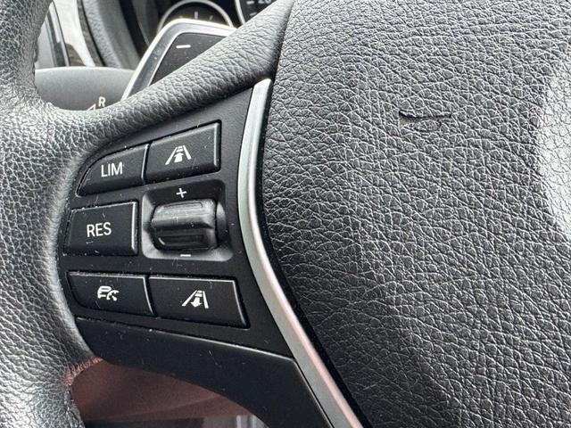 4シリーズ 420iクーペ ラグジュアリー /社外19AW/衝突軽減ブレーキ/黒革シート/シートヒーター/パワーシート/アダプティブクルーズ/ヘッドアップディスプレイ/CLソナー/I-DRIVEナビ/Bluetooth/Bカメラ/スマートキー/(4枚目)