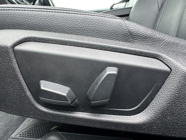 4シリーズ 420iクーペ ラグジュアリー /社外19AW/衝突軽減ブレーキ/黒革シート/シートヒーター/パワーシート/アダプティブクルーズ/ヘッドアップディスプレイ/CLソナー/I-DRIVEナビ/Bluetooth/Bカメラ/スマートキー/(66枚目)