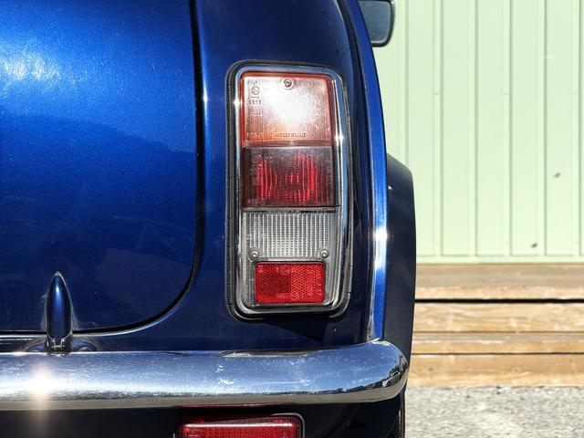 MINI クーパー /禁煙車/革シート/エアコン動作確認/天張り垂れ無し/ETC/12インチクーパーホイール/革巻きステアリング/ウッド調パネル/(30枚目)