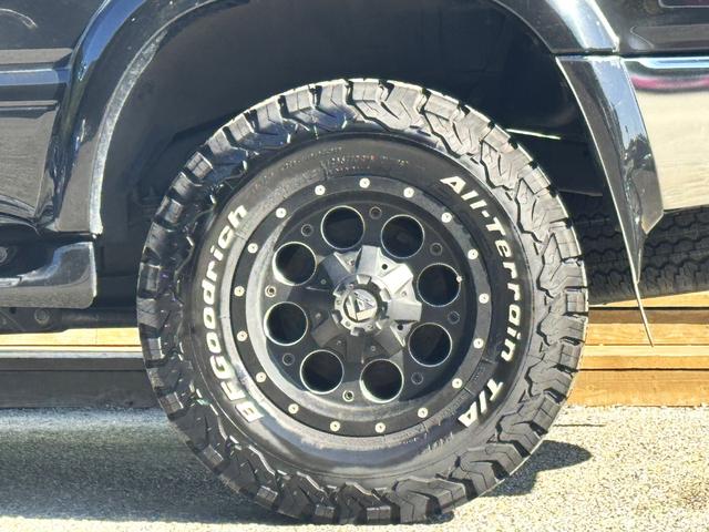 ハイラックスサーフ SSR-X /BFグットリッチ/FUEL16AW/メッキバンパー/背面レス/ルーフレール/フルセグTVナビ/Bluetooth/CD/DVD/キーレスエントリー/黒革調シートカバー/ETC/オートエアコン/(35枚目)