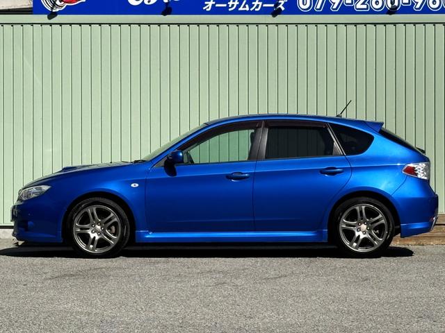 インプレッサ S-GT スポーツパッケージ /5速マニュアル/EJ20/水平対抗エンジン/柿本改マフラー革巻きステアリング/クルーズコントロール/HID/フォグ/ストラーダナビ/DVD再生/フルセグ/17AW/(18枚目)