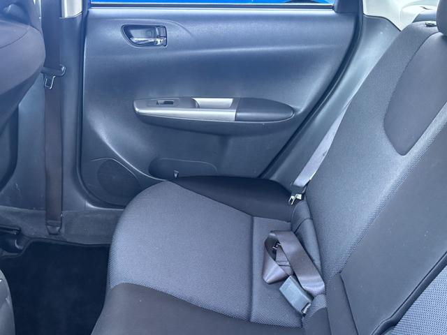 インプレッサ S-GT スポーツパッケージ /5速マニュアル/EJ20/水平対抗エンジン/柿本改マフラー革巻きステアリング/クルーズコントロール/HID/フォグ/ストラーダナビ/DVD再生/フルセグ/17AW/(76枚目)