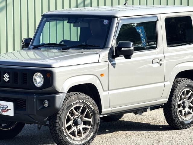 ジムニー XC /1オーナー車/ターボ/衝突軽減/フジツボマフラー/RTタイヤ/クルコン/LEDライト/ケンウッド8インチナビ/フルセグTV/Bluetooth/CD/DVD/Bカメラ/スマートキー/シートヒーター/(10枚目)