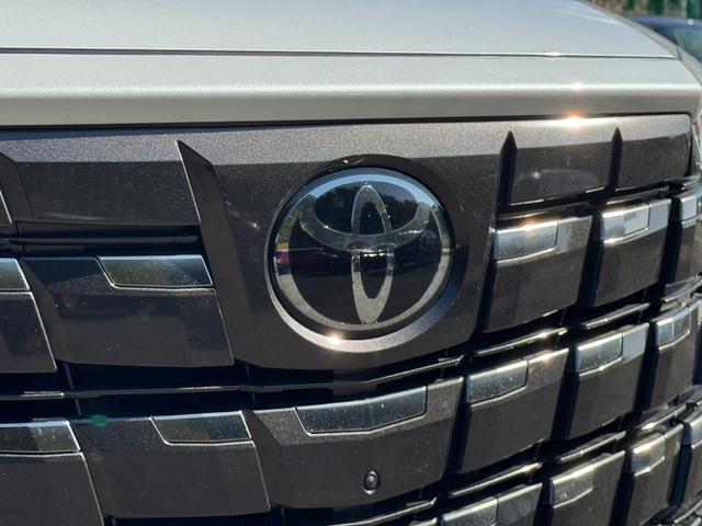 アルファード Z /モデリスタエアロ&マフラー/13.2インチ有機EL後席モニター/トヨタチームメイト/カラーHUD/左右独立ムーンルーフ/デジタルインナーミラー/ラグジュアリーフロアマット/ETC2.0/スペアタイヤ(18枚目)