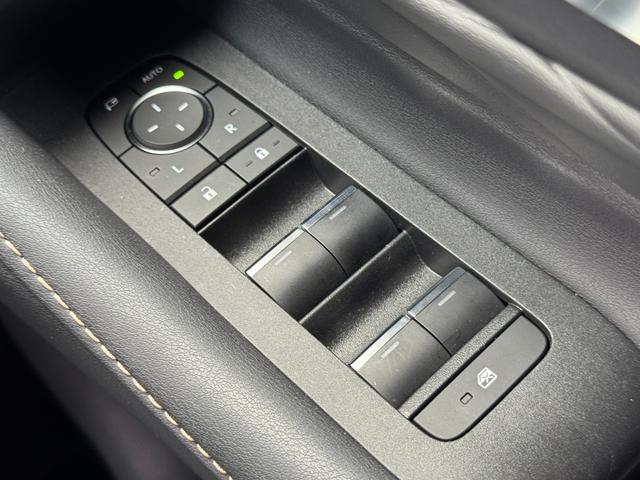 アルファード Z /モデリスタエアロ&マフラー/13.2インチ有機EL後席モニター/トヨタチームメイト/カラーHUD/左右独立ムーンルーフ/デジタルインナーミラー/ラグジュアリーフロアマット/ETC2.0/スペアタイヤ(58枚目)