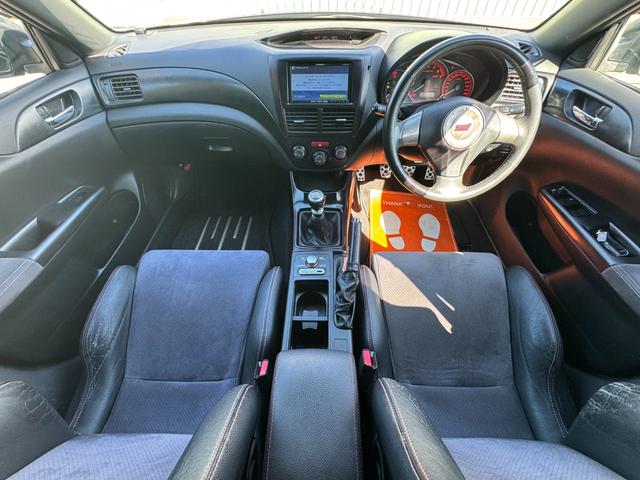 インプレッサ WRX STi /6MT/TB交換済み/spirit車高調/HKSマフラー/ADVANRacing17AW/アルミラジエーター/ZERO SPORTエアクリ/SI-DRIVE/STIリップ/STIRECARO/HID(52枚目)