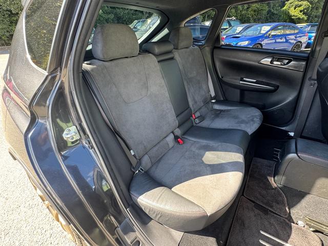 インプレッサ WRX STi /6MT/TB交換済み/spirit車高調/HKSマフラー/ADVANRacing17AW/アルミラジエーター/ZERO SPORTエアクリ/SI-DRIVE/STIリップ/STIRECARO/HID(75枚目)