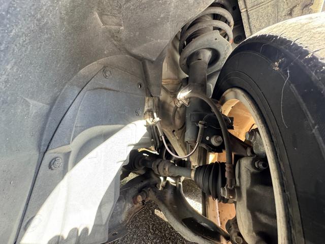 セレナ ハイウェイスター S-ハイブリッド 禁煙車/エアロ/16AW/フルセグナビ/Bluetooth/DVD/バックカメラ/インテリジェトキ―/キセノンヘッドライト/アイドリングストップ/クルコン/電動スライドドア/ETC/車検受渡(27枚目)