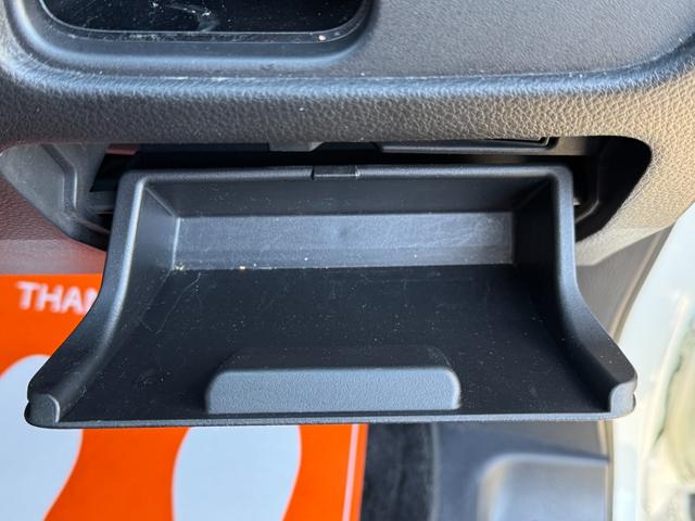 セレナ ハイウェイスター S-ハイブリッド 禁煙車/エアロ/16AW/フルセグナビ/Bluetooth/DVD/バックカメラ/インテリジェトキ―/キセノンヘッドライト/アイドリングストップ/クルコン/電動スライドドア/ETC/車検受渡(50枚目)