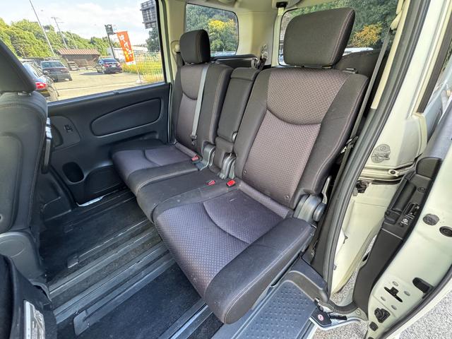 セレナ ハイウェイスター S-ハイブリッド 禁煙車/エアロ/16AW/フルセグナビ/Bluetooth/DVD/バックカメラ/インテリジェトキ―/キセノンヘッドライト/アイドリングストップ/クルコン/電動スライドドア/ETC/車検受渡(73枚目)