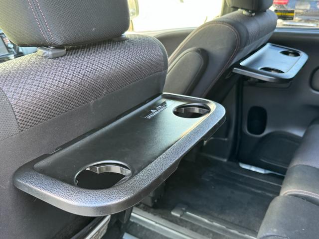 セレナ ハイウェイスター S-ハイブリッド 禁煙車/エアロ/16AW/フルセグナビ/Bluetooth/DVD/バックカメラ/インテリジェトキ―/キセノンヘッドライト/アイドリングストップ/クルコン/電動スライドドア/ETC/車検受渡(76枚目)