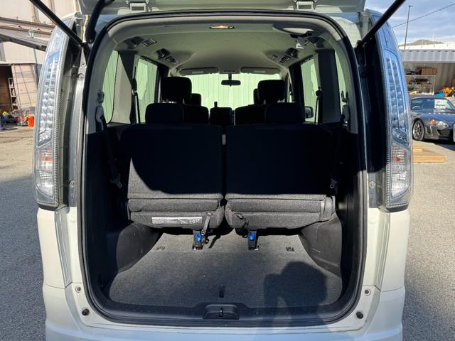 セレナ ハイウェイスター S-ハイブリッド 禁煙車/エアロ/16AW/フルセグナビ/Bluetooth/DVD/バックカメラ/インテリジェトキ―/キセノンヘッドライト/アイドリングストップ/クルコン/電動スライドドア/ETC/車検受渡(78枚目)