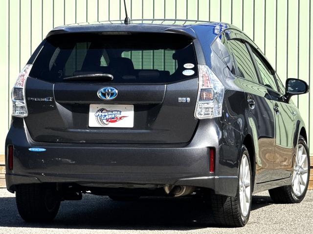 プリウスアルファ Ｇツーリングセレクション　／禁煙車／ガラスルーフ／３列シート／ＬＥＤヘッドライト／クルーズコントロール／フルセグ／Ｂｌｕｅｔｏｏｔｈ／ＣＤ／ＤＶＤ／Ｂカメラ／スマートキー／１７ＡＷ／ＥＴＣ／（2枚目）