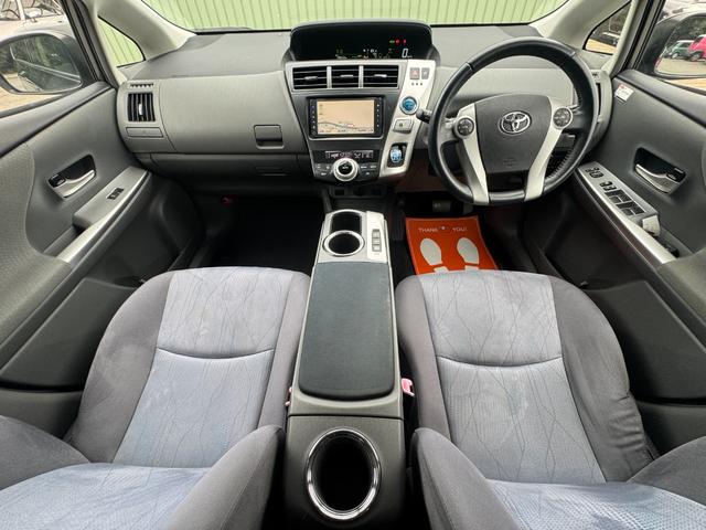 プリウスアルファ Ｇツーリングセレクション　／禁煙車／ガラスルーフ／３列シート／ＬＥＤヘッドライト／クルーズコントロール／フルセグ／Ｂｌｕｅｔｏｏｔｈ／ＣＤ／ＤＶＤ／Ｂカメラ／スマートキー／１７ＡＷ／ＥＴＣ／（41枚目）